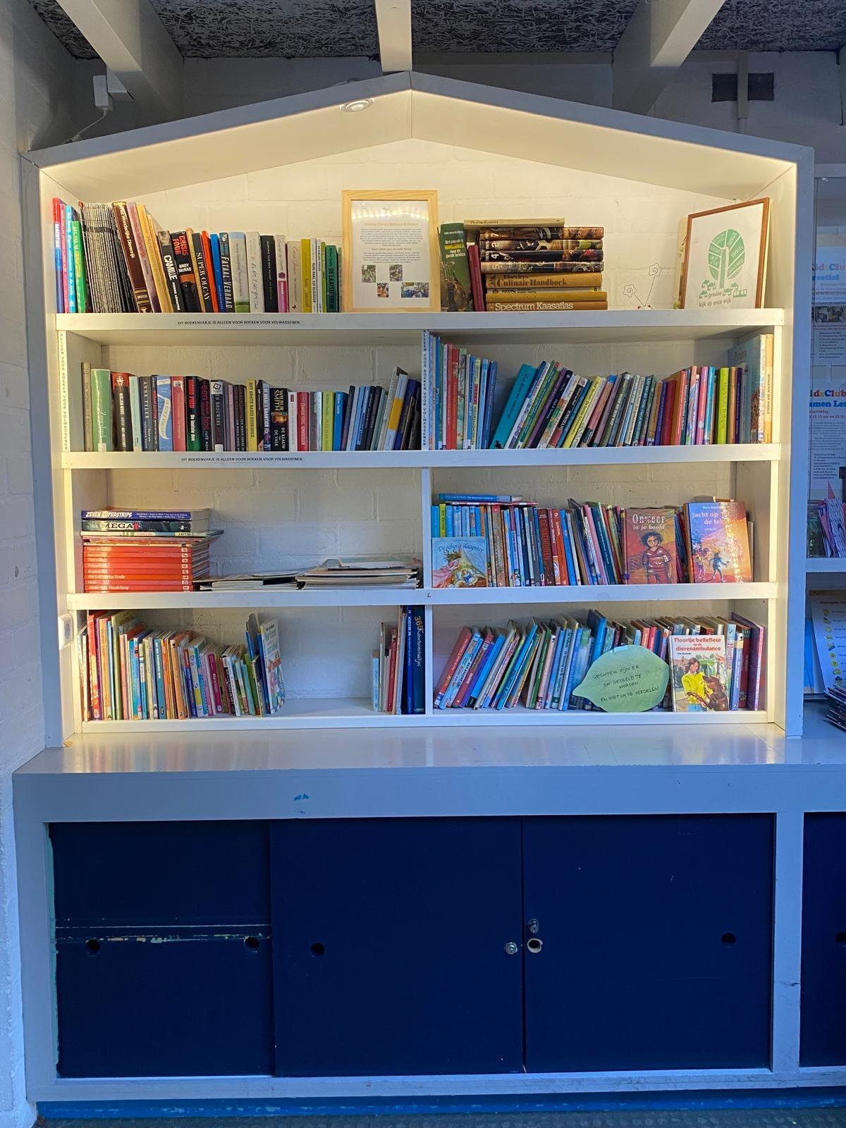 Geef en neem boekenkast